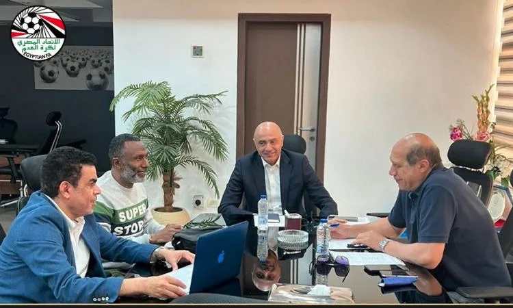 درويش ونبيل يجتمعان مع الكاس استعدادا لكأس العالم