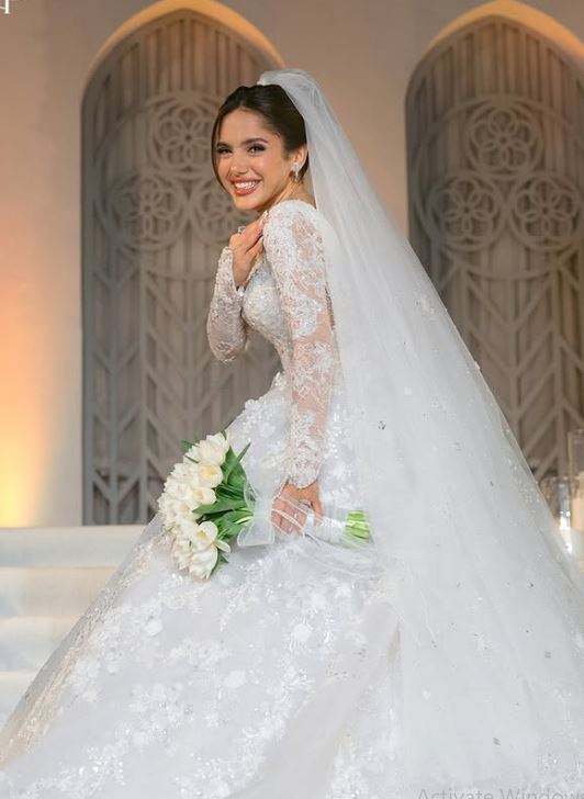 فستان زفاف رنا رئيس