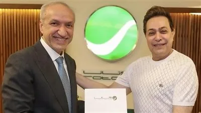 شركة روتانا تعلن تعاقدها مع حكيم.. تفاصيل
