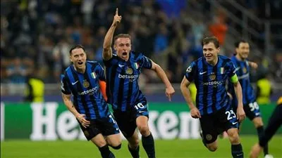 انتر ميلان الإيطالي يفوز على برشلونة الإسباني (3/4) ويتأهل لنهائي دوري أبطال أوروبا