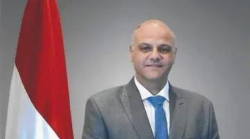 اليوم .. محافظ القليوبية يسلم حجاج الجمعيات ملابس الإحرام