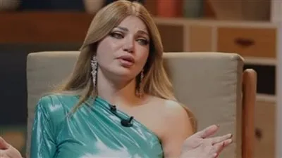 ياسمين الخطيب تدعم بوسي شلبي بعد تأكيد طلاقها غيابيًا من محمود عبد العزيز: اللي بيحصلها ظلم بيّن