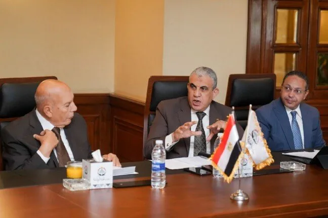 «الجبهة الوطنية» يطالب بإعادة النظر فى القيمة الإيجارية وتأجيل "الفترة الانتقالية"
