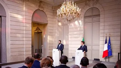 باريس تستقبل الرئيس السوري: لقاء تاريخي بين الشرع وماكرون يفتح آفاقاً جديدة لسوريا