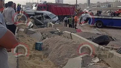 مصرع شخصين في تصادم سيارتين إحداهما محملة بالقمح بسوهاج