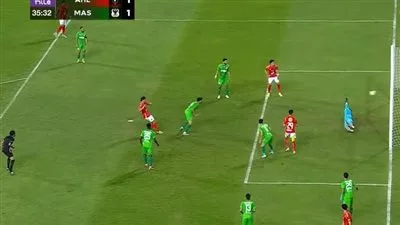 الدوري المصري الممتاز: إمام عاشور يسجل الهدف الأول للأهلي في مرمى المصري البورسعيدي في الدقيقة 35