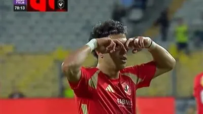 الدوري المصري الممتاز: إمام عاشور يسجل الهدف الرابع للأهلي والمصري البورسعيدي يرد سريعا بالهدف الثاني برأسية فخر الدين بن يوسف