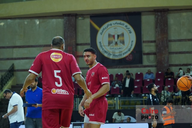 سلة الأهلي والاتحاد