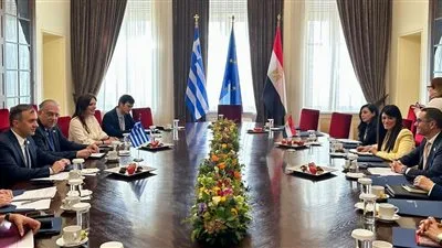 وزيرة التخطيط تعقد جلسة مباحثات مع وزير التنمية اليوناني لتعزيز العلاقات الاقتصادية بين البلدين