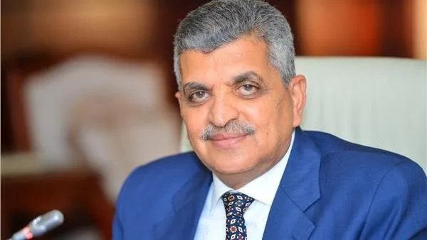 أسامة ربيع: قناة السويس جاهزة لتلبية احتياجات السفن في الظروف الاعتيادية والطارئة أسامة ربيع: قناة السويس جاهزة لتلبية احتياجات السفن في الظروف الاعتيادية والطارئة