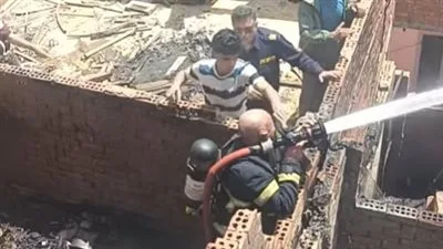 البيوت ولعت .. حريق هائل في 3 منازل بكفر الشيخ