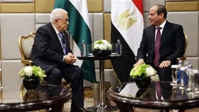 عباس والسيسي في موسكو: تحالف استراتيجي لمواجهة العدوان الإسرائيلي ودعم إعادة إعمار غزة