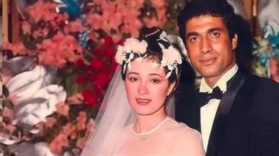 أحمد زكي ويوم الرحيل.. حين حاول «النمر الأسود» أن يلحق بهالة فؤاد من فوق السطح
