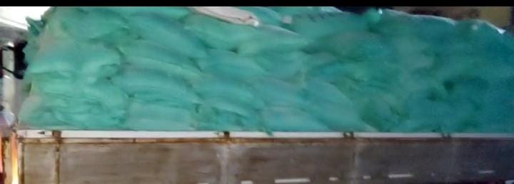 ضبط سيارة محملة بأكثر من 8 أطنان دقيق بلدي مدعم قبل بيعها بالسوق السوداء