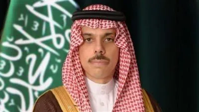 «السعودية تتوسط لإنهاء الأزمة».. وزير خارجية السعودية يجري اتصالاً هاتفياً مع نظيريه الهندي والباكستاني