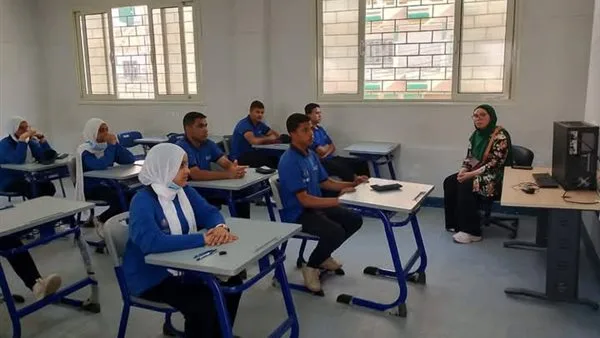 انطلاق أعمال امتحانات الفصل الدراسي الثاني بمدارس التكنولوجيا التطبيقية