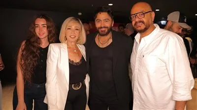 قبل طرحه.. تامر حسني وصنّاع فيلم ريستارت يشاهدون النسخة النهائية للعمل
