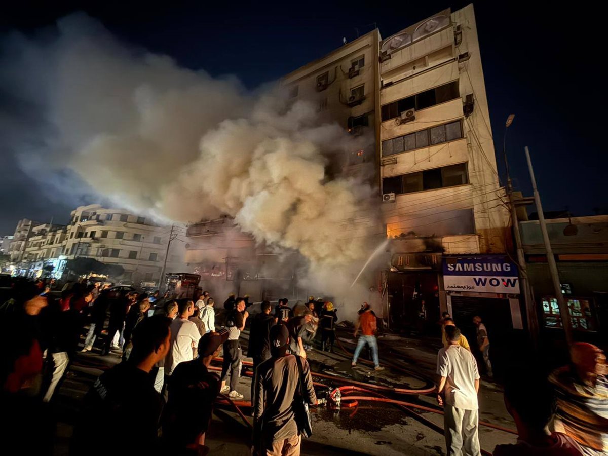 حريق مطعم للمأكولات فى ميدان سفير