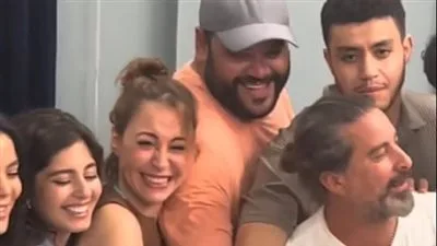 بحضور منة شلبي وهادي الباجوري.. أبطال فيلم هيبتا 2 يحتفلون بانتهاء التصوير بحضور نجوم الفن