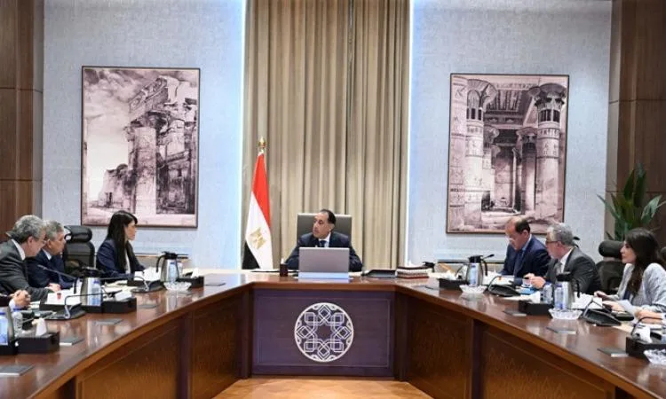 رئيس الوزراء يتابع جهود إصلاح وإعادة هيكلة الهيئات الاقتصادية