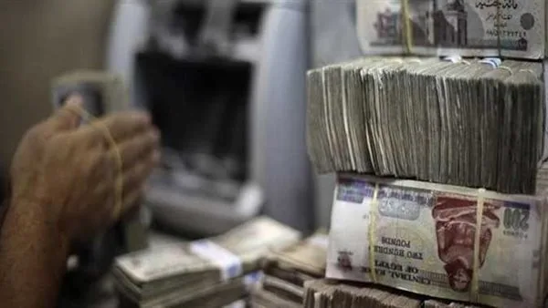 أمين الفتوى يشرح حكم وفاة شخص مدين للبنك.