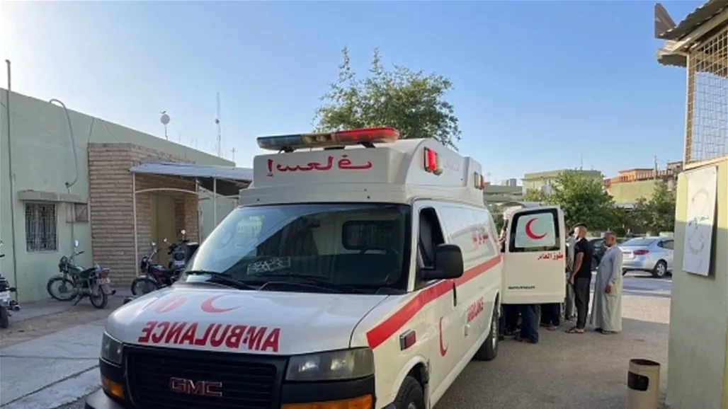 سيارة إسعاف تصدم طفلاً أثناء نقل حالة طبية حرجة في الديوانية (فيديو)