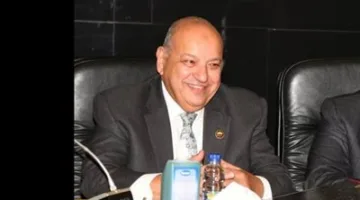 «ما هو متوفر كافٍ لمليارات».. صحة النواب: عدد الصيادلة كبير جدًا ويتجاوز المعدل العالمي.. وينبغي على أولياء الأمور فهم ذلك.