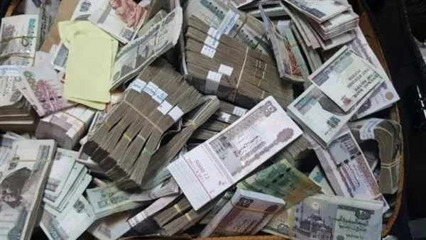 القبض على محاولة غسل 150 مليون جنيه من قبل “محتال كبير” في الجيزة.