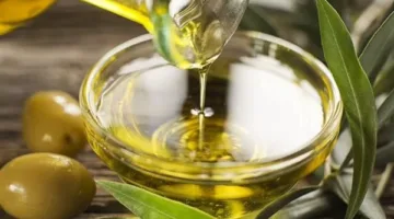 اكتشاف علمي: زيت الزيتون قد يسهم في زيادة الوزن ويتسبب في مشكلات صحية.