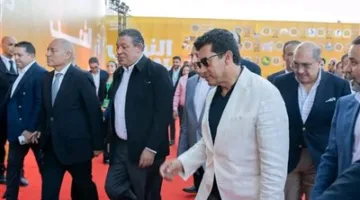 الحزب الجمهوري يكرم 26 أمًّا نموذجية و500 خريج من مبادرة الذكاء الاصطناعي ويقدم 280 رحلة عمرة هدية.