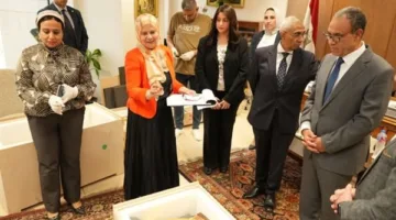 وزارة الخارجية تستعيد 25 قطعة أثرية نادرة مهربة من نيويورك بنجاح