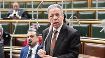 مصادر لـ “تحيا مصر”: نقيب الأطباء خدر أثناء العملية الجراحية لـ صنع الله إبراهيم في معهد ناصر