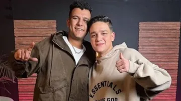 إطلاق بودكاست “روقان” من نجل مصطفى كامل بتوجيه رسالة مؤثرة من والده، مع حضور عصام صاصا كأول ضيف.