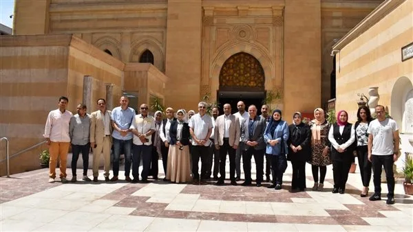 الأمين العام للمجلس الأعلى للآثار يقوم بجولة في المنطقة الأثرية بمجمع الأديان في مصر القديمة ومتحف الفن الإسلامي بباب الخلق. الأمين العام للمجلس الأعلى للآثار يقوم بجولة في المنطقة الأثرية بمجمع الأديان في مصر القديمة ومتحف الفن الإسلامي بباب الخلق.