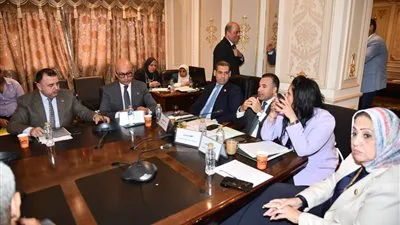 رئيس هيئة البريد يُخبر النواب: أطلقنا حساب توفير جلب 30 مليار جنيه في ثلاثة أشهر بفائدة 14%