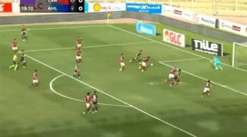 الدوري المصري الممتاز: أشرف بن شرقي يحرز الهدف الأول للنادي الأهلي في شباك سيراميكا كليوباترا بالدقيقة 20