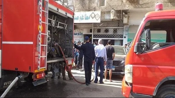 إخماد حريق اندلع في مستودع كرتون بمدينة السلام إخماد حريق اندلع في مستودع كرتون بمدينة السلام