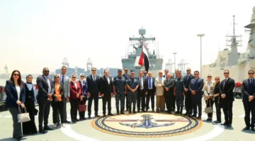 القوات البحرية تستضيف وفدًا من أعضاء النادي البحري للنيابة الإدارية