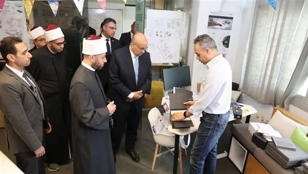 وزير الأوقاف: نسعى لتطوير إنسان يتمتع بالذكاء والعبقرية والطموح والتفاؤل.
