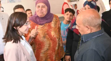 تفقدت محافظ البحيرة قافلة طبية مجانية نظمها المجلس الطبي العلي بمجلس الوزراء في مركز ناصر الطبي