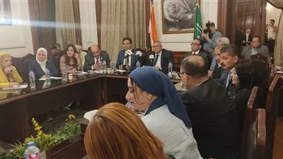 رئيس الوفد يعلن عن تشكيل لجنة لدراسة قانون الإيجارات القديمة ويعقد مؤتمراً الأحد المقبل رئيس الوفد يعلن عن تشكيل لجنة لدراسة قانون الإيجارات القديمة ويعقد مؤتمراً الأحد المقبل