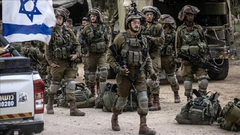 استشهاد فلسطينيين وإصابة آخرين نتيجة قصف إسرائيلي لمخيم للنازحين في خان يونس