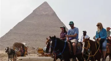 خبراء: الموسم الصيفي سيسجل تدفقًا كبيرًا من السياح من جميع أنحاء العالم