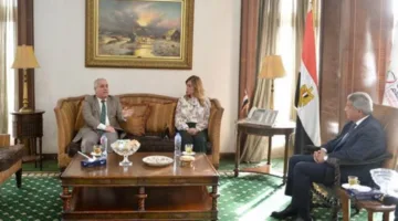 رئيس الهيئة العليا للإعلام يلتقي برئيس الهيئة الوطنية للصحافة ومدير الأكاديمية الوطنية للتدريب