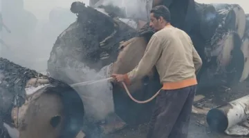 إخماد حريق في مصنع كرتون بالقليوبية