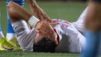 الدوري المصري الممتاز: ناصر منسي يخرج من مباراة الزمالك ضد بيراميدز بسبب الإصابة وظهور سيف الدين الجزيري. الدوري المصري الممتاز: ناصر منسي يخرج من مباراة الزمالك ضد بيراميدز بسبب الإصابة وظهور سيف الدين الجزيري.