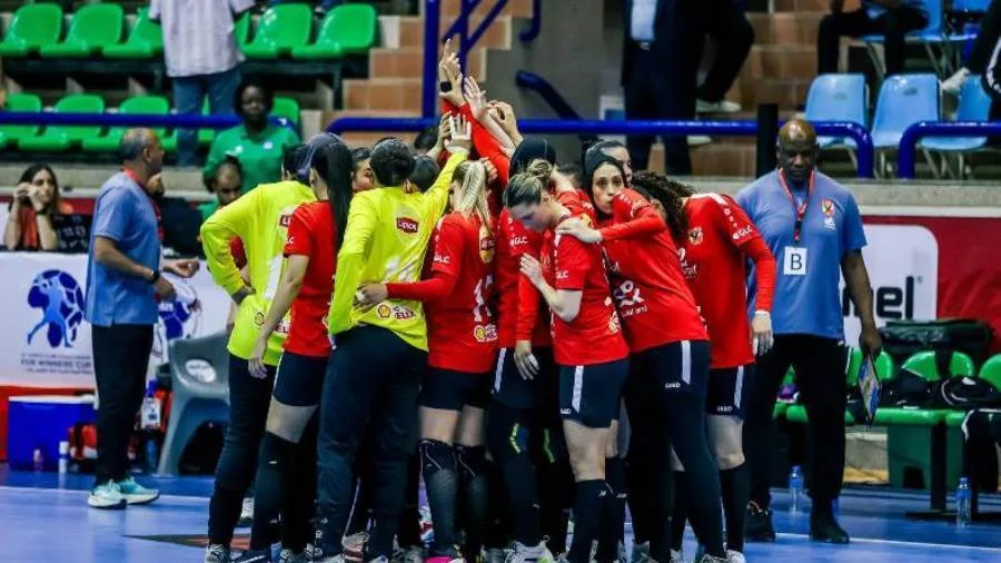 الأهلي يتلقى الهزيمة في نهائي السوبر الأفريقي ليد السيدات أمام بترو أتلتيكو