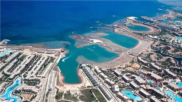 شرم الشيخ والغردقة تشهدان انتعاشاً سياحياً في الصيف شرم الشيخ والغردقة تشهدان انتعاشاً سياحياً في الصيف