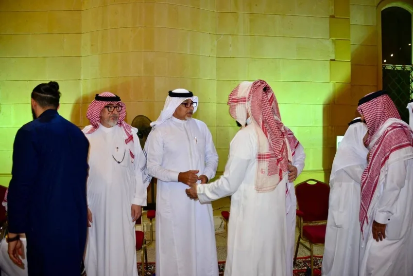 أمراء وكبار الشخصيات يقدمون التعازي لعائلة إدريس في مصابهم الجلل