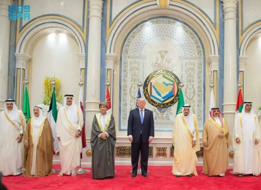 القمم الخليجية الأمريكية: تعزيز المصالح واستقرار المنطقة القمم الخليجية الأمريكية: تعزيز المصالح واستقرار المنطقة